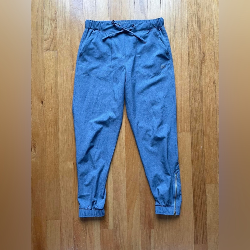 Albion Heathered Chambray Jetsetters
